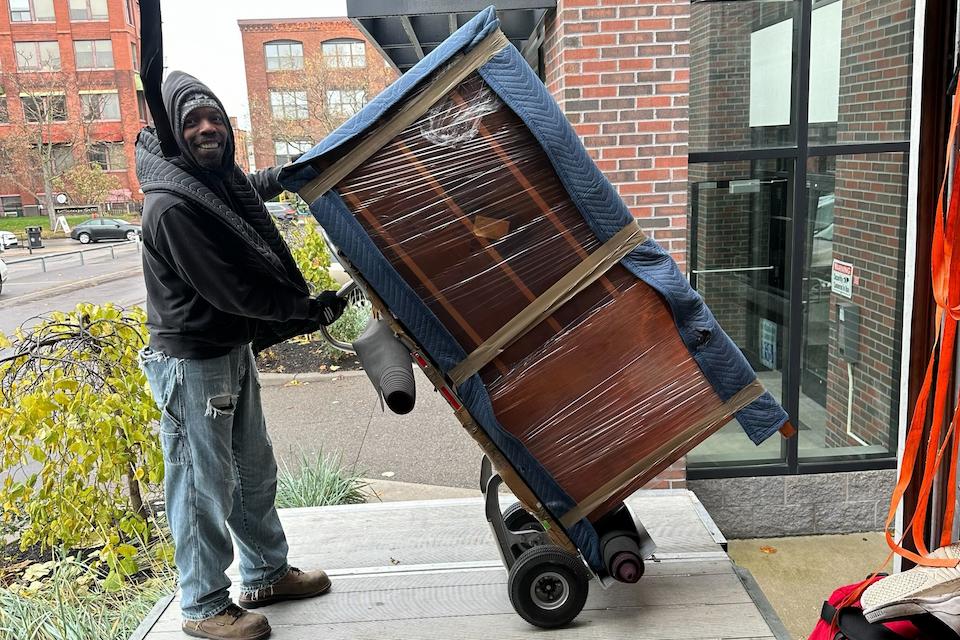 Dolph Lucien — B2 Moving crew photo 5