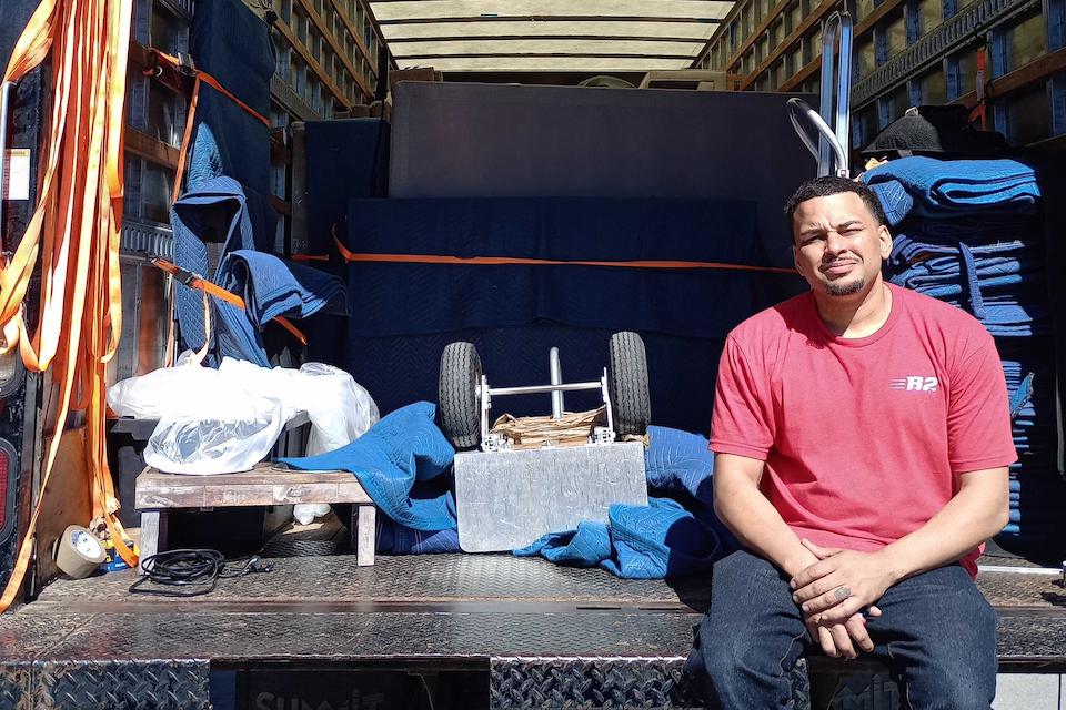 Maurice Moore — B2 Moving crew photo 3