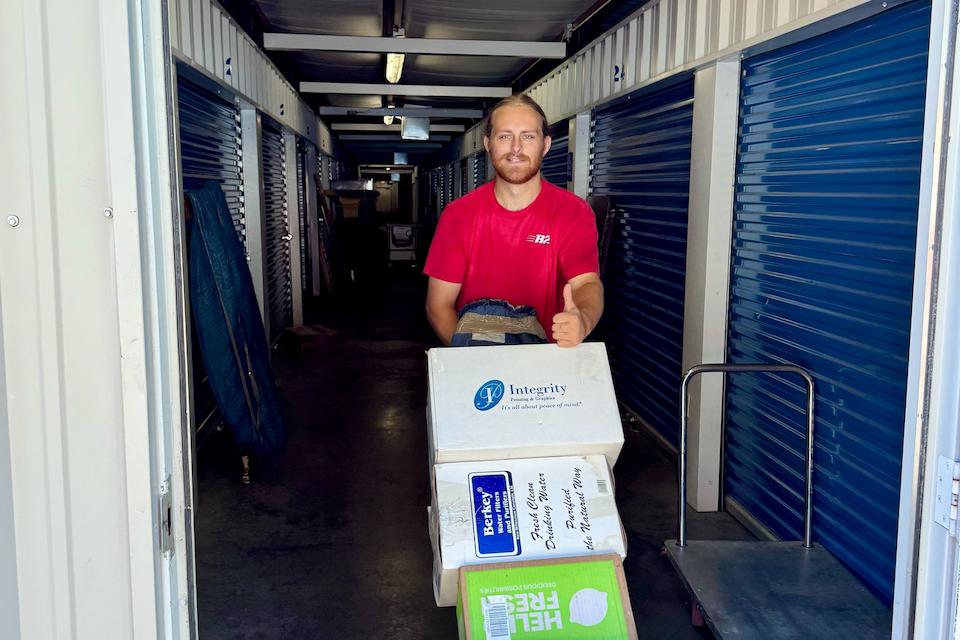 Traven Walkingstick — B2 Moving crew photo 5